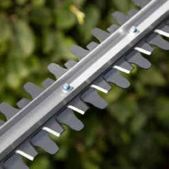 GARDENA - EasyCut 420/45 - Heggenschaar (gemotoriseerd) - Meslengte 45cm - Tandmes Opening 18mm -Aanbiedingen Bloeiruimte Winkel 1200x1200 524