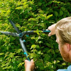 GARDENA - EasyCut - Heggenschaar - Extra Licht Van Gewicht -Aanbiedingen Bloeiruimte Winkel 1200x1200 539