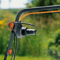 GARDENA EVC 1000 Verticuteermachine - Werkbreedte 30 Cm - Werkgebied 600m2 -Aanbiedingen Bloeiruimte Winkel 1200x1200 598