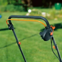 GARDENA EVC 1000 Verticuteermachine - Werkbreedte 30 Cm - Werkgebied 600m2 -Aanbiedingen Bloeiruimte Winkel 1200x1200 599