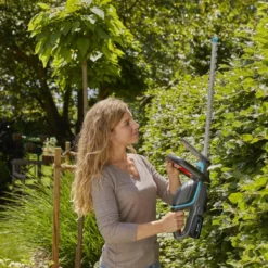 GARDENA - ComfortCut 50/18V-P4A Ready-To-Use Set - Heggenschaar -Aanbiedingen Bloeiruimte Winkel 1200x799 54