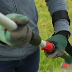 Bosch UniversalHedgePole 18 Heggenschaar Op Steel - Met 18 V Accu En Lader -Aanbiedingen Bloeiruimte Winkel 1200x800 106