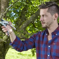 GARDENA - Comfort - Hefboomsnoeischaar Smartcut - Snoeischaar - Takdikte Max. 22 Mm -Aanbiedingen Bloeiruimte Winkel 1200x800 108