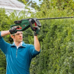 Bosch UniversalHedgeCut 18-55 Heggenschaar - Zonder 18V Accu En Oplader -Aanbiedingen Bloeiruimte Winkel 1200x800 120