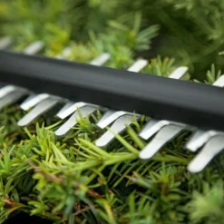 Bosch UniversalHedgeCut 18-50 Heggenschaar - Met 18 V Accu En Lader -Aanbiedingen Bloeiruimte Winkel 1200x800 141