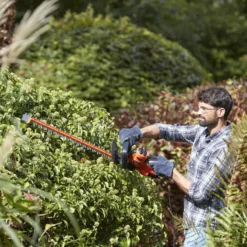 Black & Decker BLACK+DECKER BEHTS451-QS Heggenschaar - 550W - 60cm - Gesnoerd -Aanbiedingen Bloeiruimte Winkel 1200x800 154