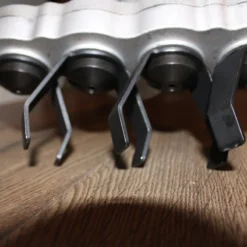 Bosmaaier Schoffel - Schoffel Bosmaaier - Schoffelmachine - Frees - Grondfrees - Tuin - Onkruid - Wieden - Tuinieren - Hovenier - Frezen - Tuinfrees - Moestuin - Schoffelen - Stihl - Husqvarna - Dolmar - Makita - Ferm - Bosmaaierschoffel