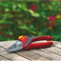 WOLF-Garten Snoeischaar "Comfort Plus" RR 2500 - Max. Knipdiameter 22 Mm - Links- En Rechtshandige - Softinleg Handgreep - Snijhoek 30° -Aanbiedingen Bloeiruimte Winkel 1200x804