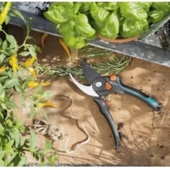 GARDENA Snoeischaar B/S-XL - Max. Ø 24 Mm -Aanbiedingen Bloeiruimte Winkel 1200x825 3