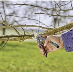 GARDENA - ExpertCut - Snoeischaar - 22 Diameter Tak -Aanbiedingen Bloeiruimte Winkel 1200x859 2