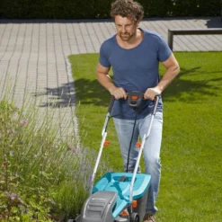 GARDENA - PowerMax™ 1200/32 0- Grasmaaier (gemotoriseerd) - Maaibreedte 32 Cm -Aanbiedingen Bloeiruimte Winkel 799x1200 33