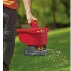 WOLF-Garten Universele Handstrooier WE-B - Strooibreedte Instelbaar 0.5 M-2.5m - Batterij Aandrijving - Inhoud 3 Liter -Aanbiedingen Bloeiruimte Winkel 840x1200 1