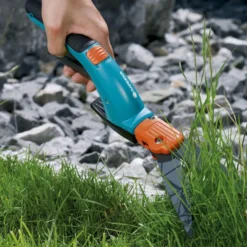 GARDENA Comfort Grasschaar - 360° Draaibaar - Antikleef Coating - Golfsnede 13 GARDENA Comfort Grasschaar - 360° Draaibaar - Antikleef Coating - Golfsnede -Aanbiedingen Bloeiruimte Winkel 978x1200 1